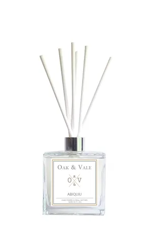 ABIQUIU REED DIFFUSER by Oak & Vale